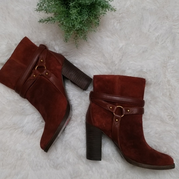 Ugg Suede Dandridge harness Bootie size 7 - Picture 8 of 9